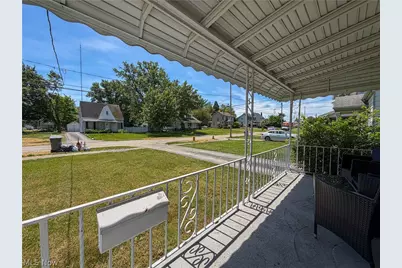 548 Cambridge Avenue, Youngstown, OH 44502 - Photo 3