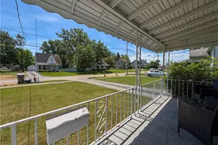 548 Cambridge Ave, Youngstown, OH 44502 - Photo 3