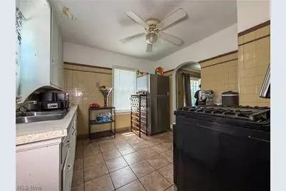 548 Cambridge Avenue, Youngstown, OH 44502 - Photo 7