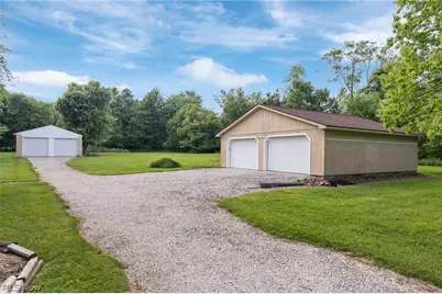 1461 Deermont Avenue SW, Massillon, OH 44647 - Photo 25
