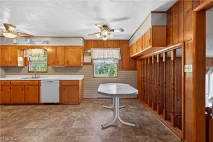 2115 Kenyon Ave NW, Massillon, OH 44647 - Photo 5
