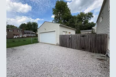 1351 Winhurst Drive, Akron, OH 44313 - Photo 23