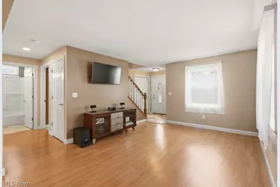 38235 Woodside Avenue, Willoughby, OH 44094 - Photo 7