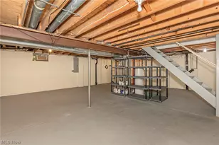 9090 Aileen Dr, Mentor, OH 44060 - Photo 45