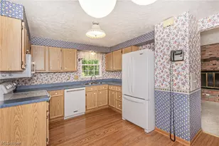 9090 Aileen Dr, Mentor, OH 44060 - Photo 9