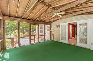 9090 Aileen Dr, Mentor, OH 44060 - Photo 39