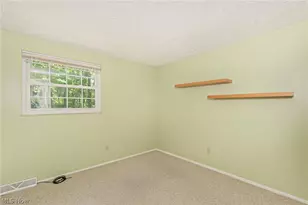 9090 Aileen Dr, Mentor, OH 44060 - Photo 47