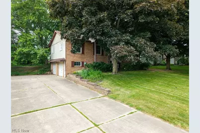 5520 Apple Ridge Circle, Clinton, OH 44216 - Photo 3