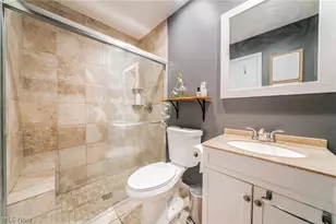 6165 Creekside Ln, North Ridgeville, OH 44039 - Photo 15