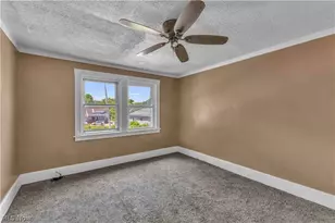 422 5th St, Struthers, OH 44471 - Photo 13