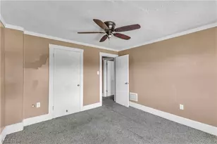 422 5th St, Struthers, OH 44471 - Photo 15