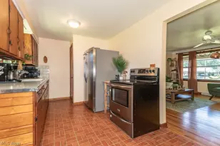 7205 Welland Dr, Mentor, OH 44060 - Photo 11