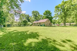 7205 Welland Dr, Mentor, OH 44060 - Photo 3