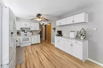 2500 Hume Street NW, North Canton, OH 44720 - Photo 9