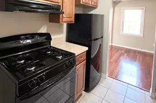 20301 Shelburne Rd, Huber Heights, OH 44118 - Photo 3