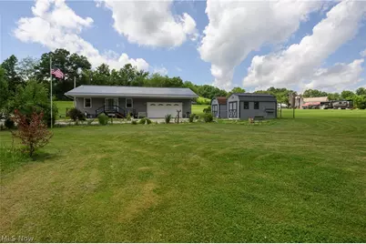 9427 Stonecreek Road SW, Newcomerstown, OH 43832 - Photo 3