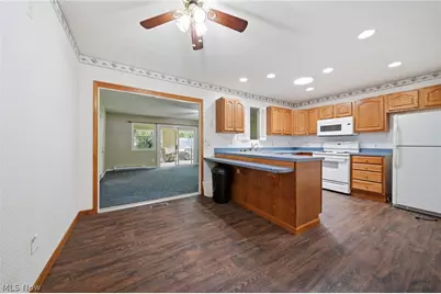 5390 Savannah Drive, Ashtabula, OH 44004 - Photo 7