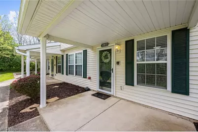13913 Woodcroft, North Royalton, OH 44133 - Photo 3