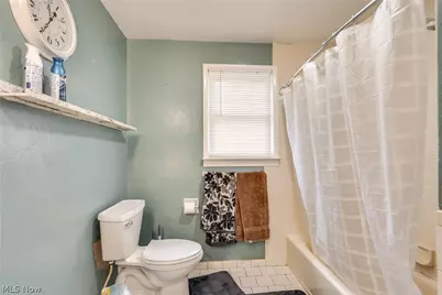15390 Cenfield Street NE, Alliance, OH 44601 - Photo 17