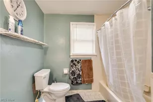 15390 Cenfield St NE, Alliance, OH 44601 - Photo 17