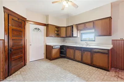 5906 Bower Avenue, Loveland, OH 44127 - Photo 9