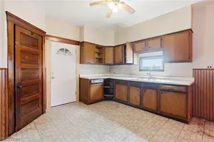 5906 Bower Ave, Loveland, OH 44127 - Photo 9