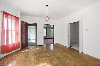 5906 Bower Avenue, Loveland, OH 44127 - Photo 5