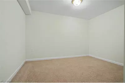 975 W Parkway Boulevard, Aurora, OH 44202 - Photo 33