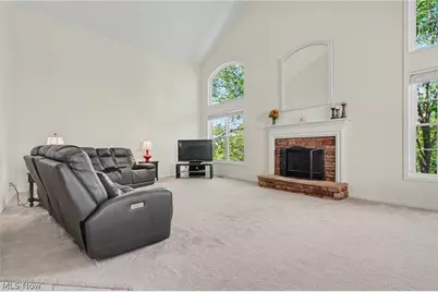 975 W Parkway Boulevard, Aurora, OH 44202 - Photo 15