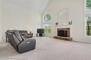 975 W Parkway Blvd, Aurora, OH 44202 - Photo 15