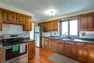 3001 Ben Fulton Ave NW, North Lawrence, OH 44666 - Photo 11