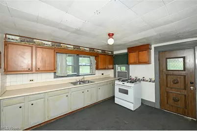 893 Norton Avenue, Barberton, OH 44203 - Photo 9