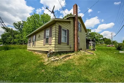 893 Norton Avenue, Barberton, OH 44203 - Photo 1