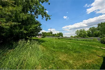 893 Norton Avenue, Barberton, OH 44203 - Photo 19