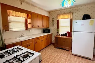 1350 E Florida Ave, Youngstown, OH 44502 - Photo 9