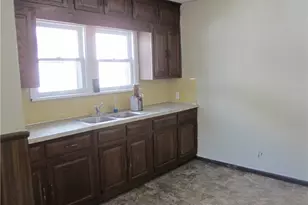18214 Windward Rd, Loveland, OH 44119 - Photo 11