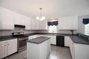 33316 Ambleside Dr, Avon Lake, OH 44012 - Photo 17