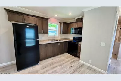 8323 Eagle Road #41, Kirtland, OH 44094 - Photo 7