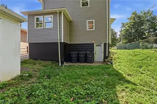 1940 8th St SW, Akron, OH 44314 - Photo 31