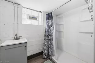 1940 8th St SW, Akron, OH 44314 - Photo 29