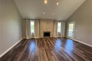 1835 Hickory Ln, Grandview Heights, OH 44147 - Photo 13