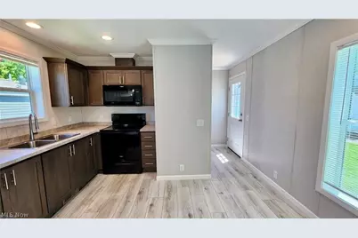 8323 Eagle Road #50, Kirtland, OH 44094 - Photo 9