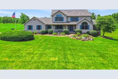 2285 Thoroughbred Drive, Wadsworth, OH 44281 - Photo 1
