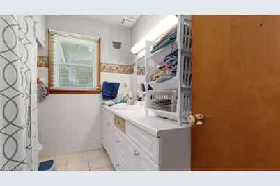 280 E Highland Drive, Zanesville, OH 43701 - Photo 11