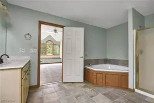 30111 Bonnie View Dr, Wickliffe, OH 44092 - Photo 21