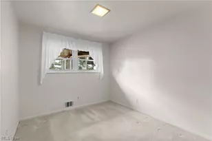 31 Highview Cir, Weirton, WV 26062 - Photo 15