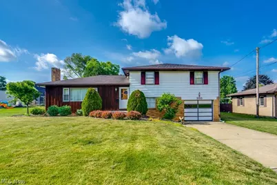 550 E Carrollton Street, Magnolia, OH 44643 - Photo 1