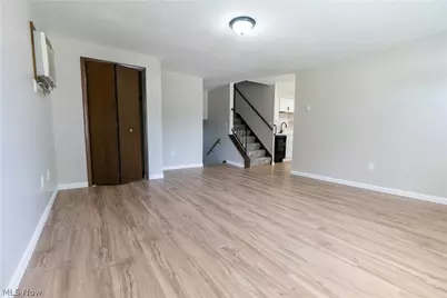 5922 Albert Avenue, North Ridgeville, OH 44039 - Photo 7
