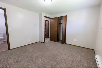5922 Albert Avenue, North Ridgeville, OH 44039 - Photo 9