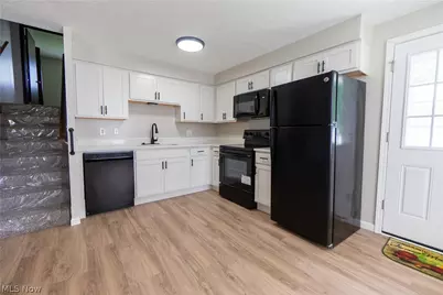 5922 Albert Avenue, North Ridgeville, OH 44039 - Photo 5